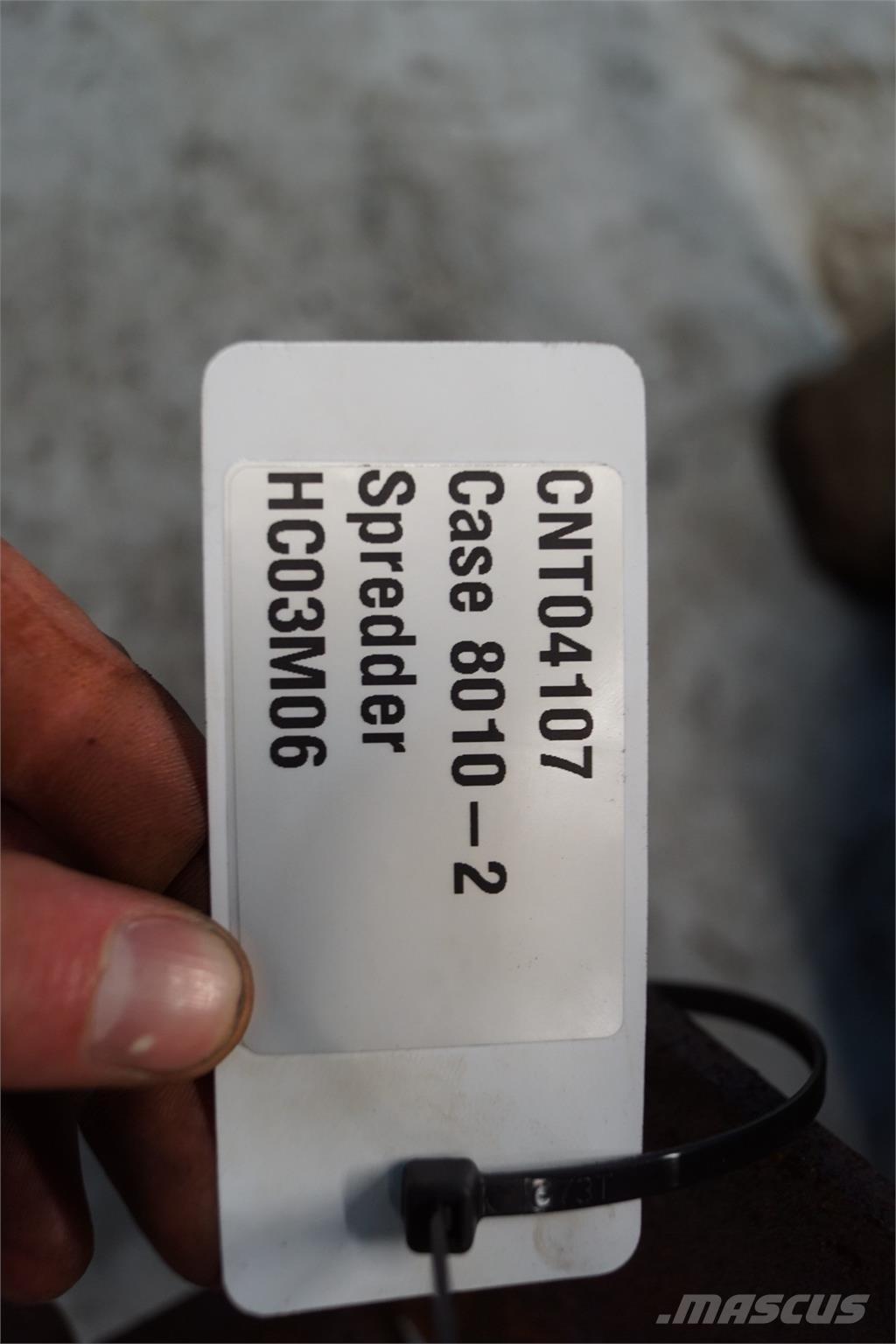 CASE 8010 Lisävarusteet ja komponentit