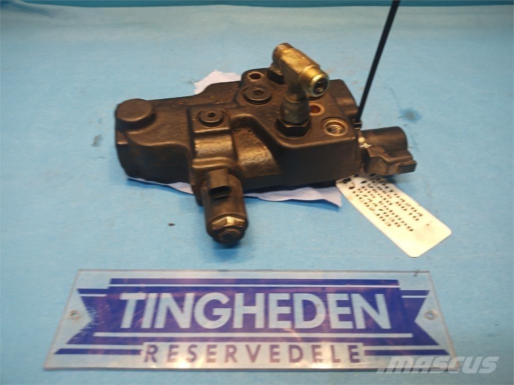 CASE 8010 Hydrauliikka