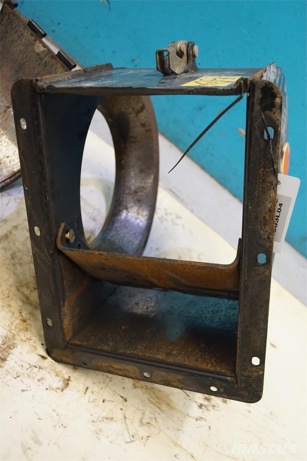 CASE 8010 Lisävarusteet ja komponentit