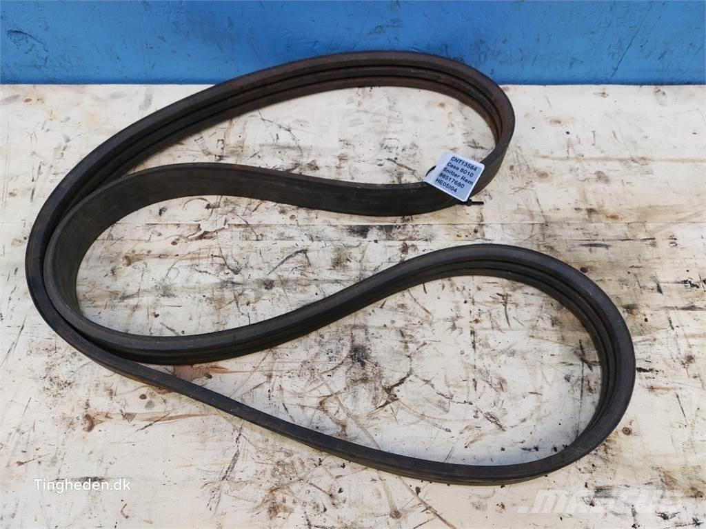 CASE 8010 Lisävarusteet ja komponentit