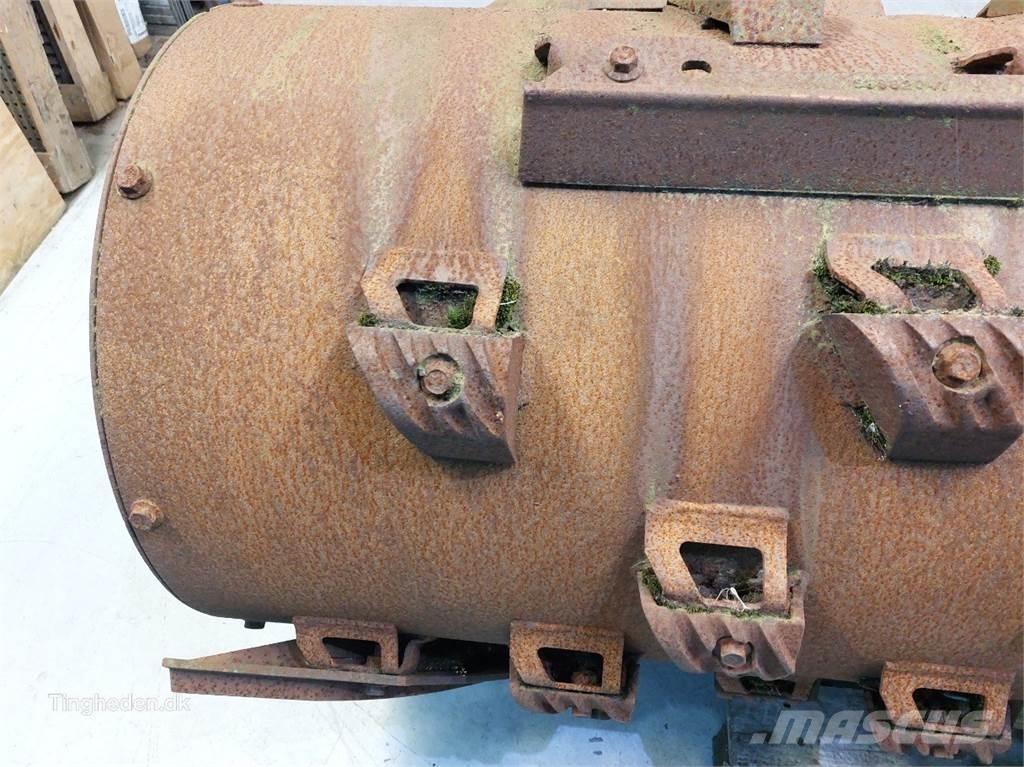 CASE 8010 Lisävarusteet ja komponentit