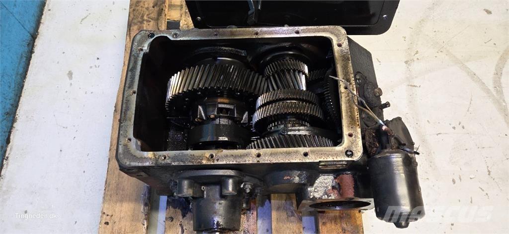 CASE 8010 Vaihteisto