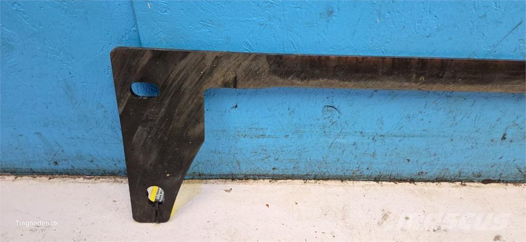 CASE 8010 Lisävarusteet ja komponentit