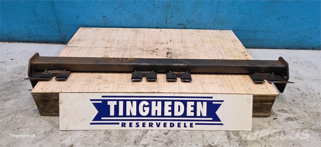 CASE 8010 Lisävarusteet ja komponentit