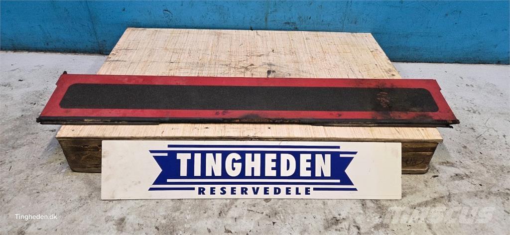 CASE 8010 Lisävarusteet ja komponentit