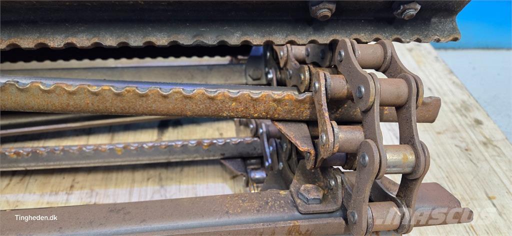 CASE 8010 Lisävarusteet ja komponentit