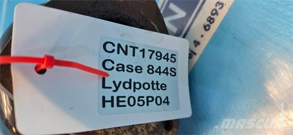 CASE 844S Moottorit