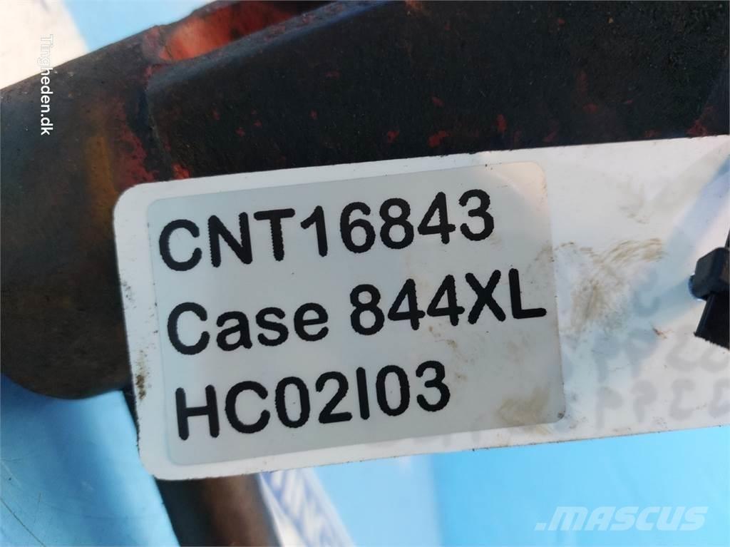 CASE 844XL Lisävarusteet ja komponentit