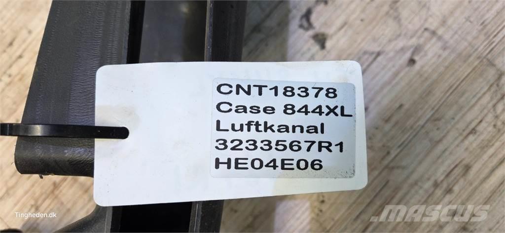 CASE 844XL Ohjaamo ja sisusta