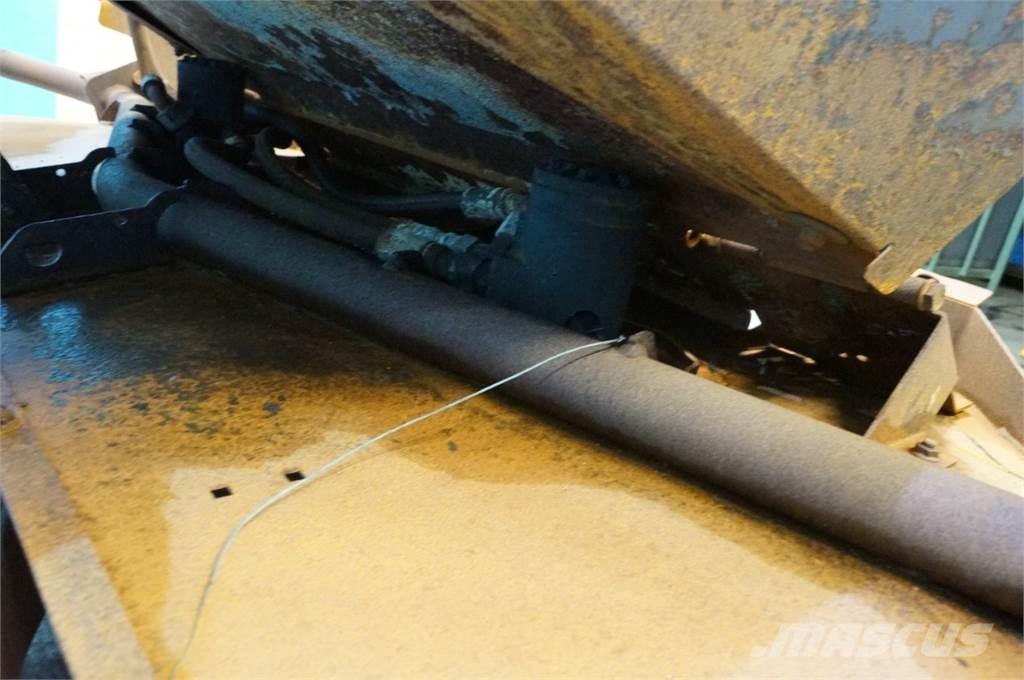 CASE 9010 Lisävarusteet ja komponentit