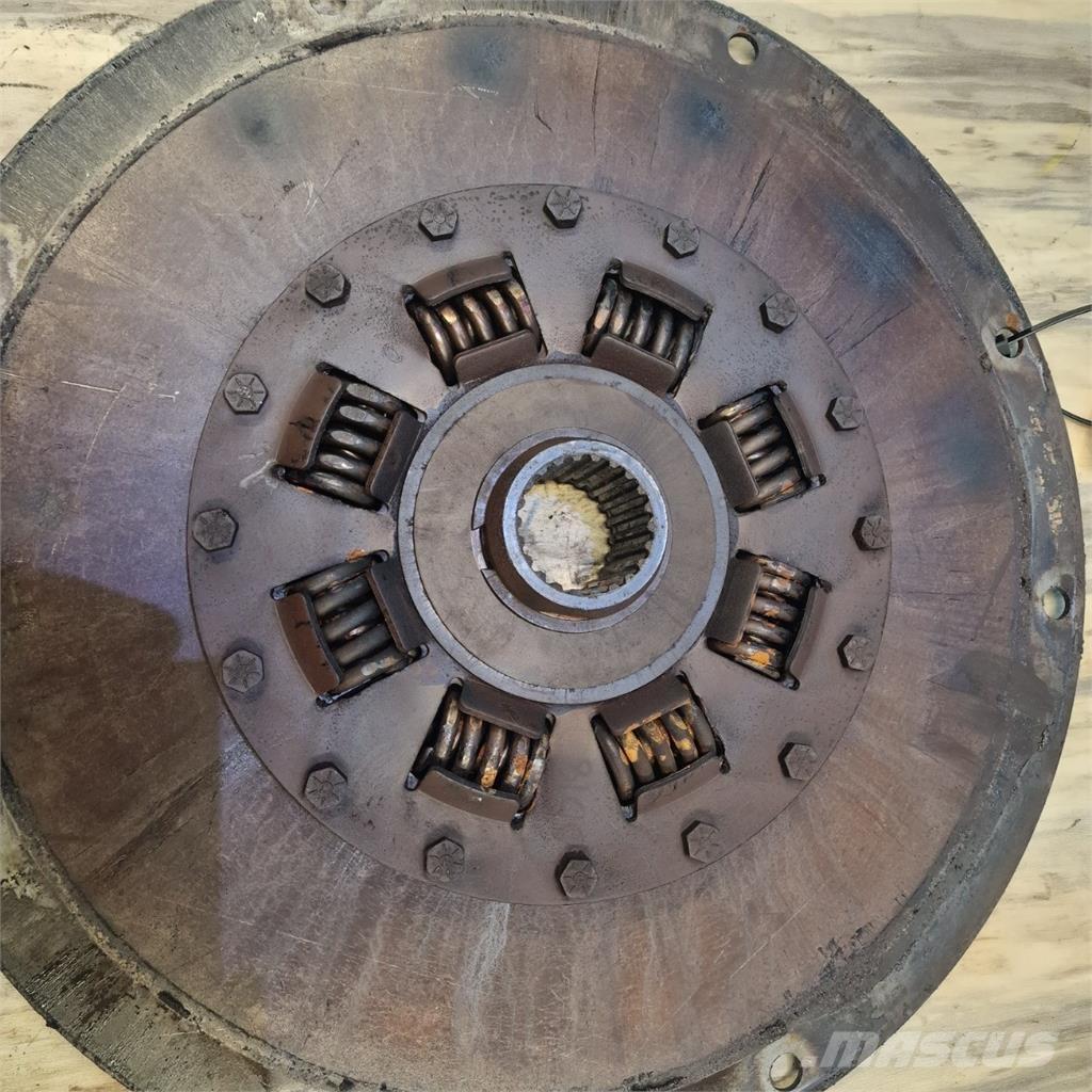 CASE 9010 Moottorit
