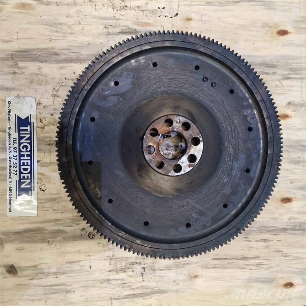 CASE 9010 Moottorit