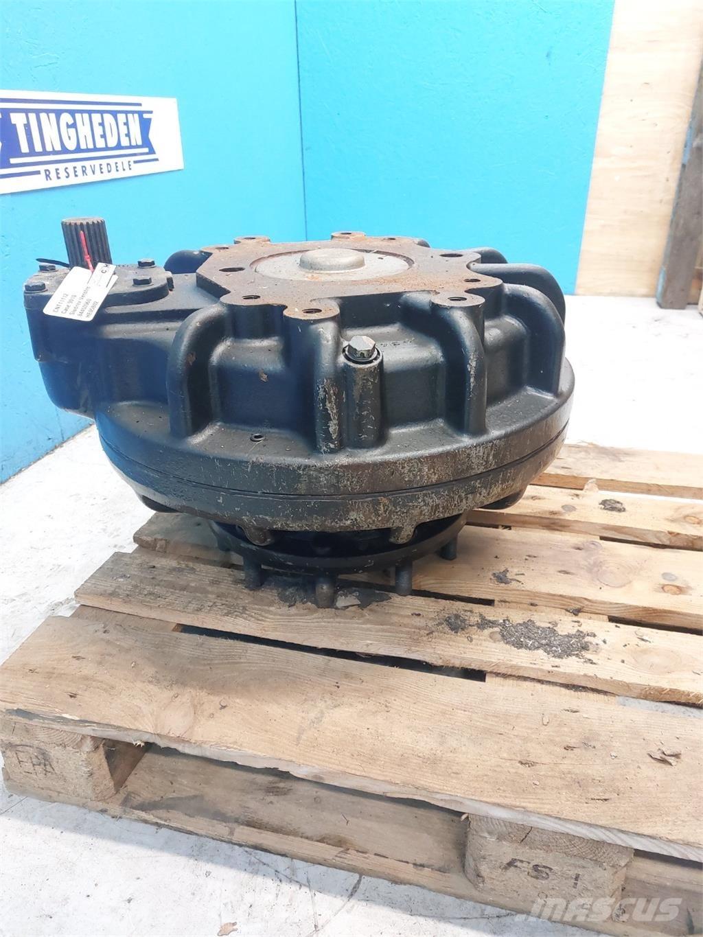CASE 9010 Lisävarusteet ja komponentit