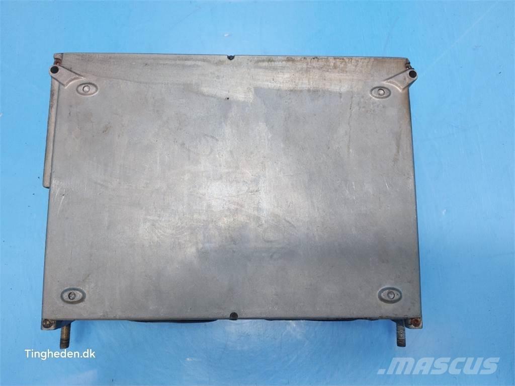 CASE 9120 Sähkö ja elektroniikka