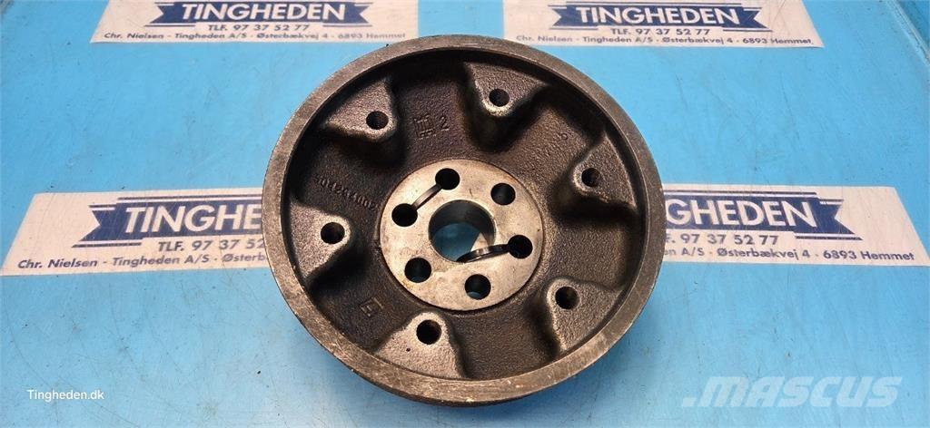 CASE 9120 Moottorit