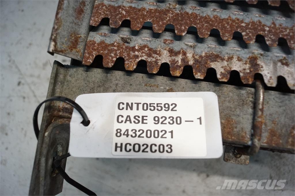 CASE 9230 Hiekan- ja suolanlevittimet