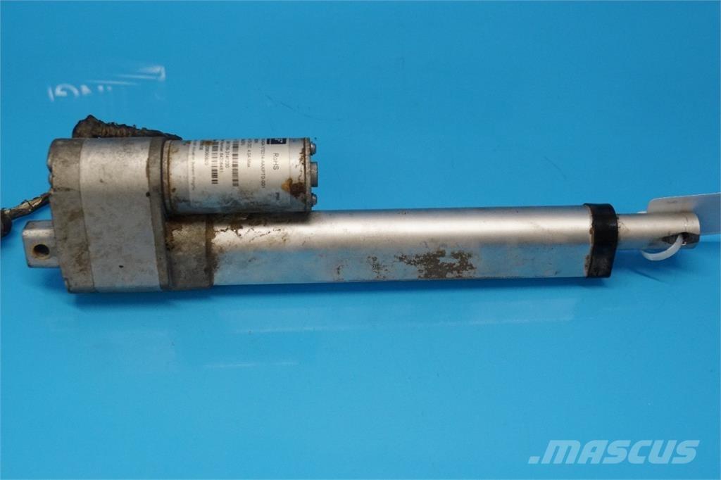 CASE 9230 Sähkö ja elektroniikka
