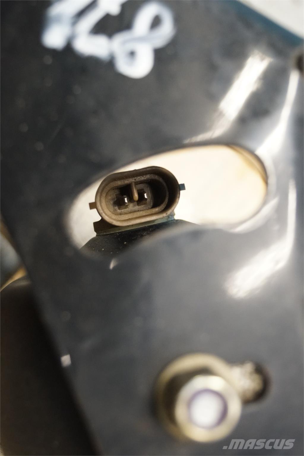 CASE 9230 Sähkö ja elektroniikka