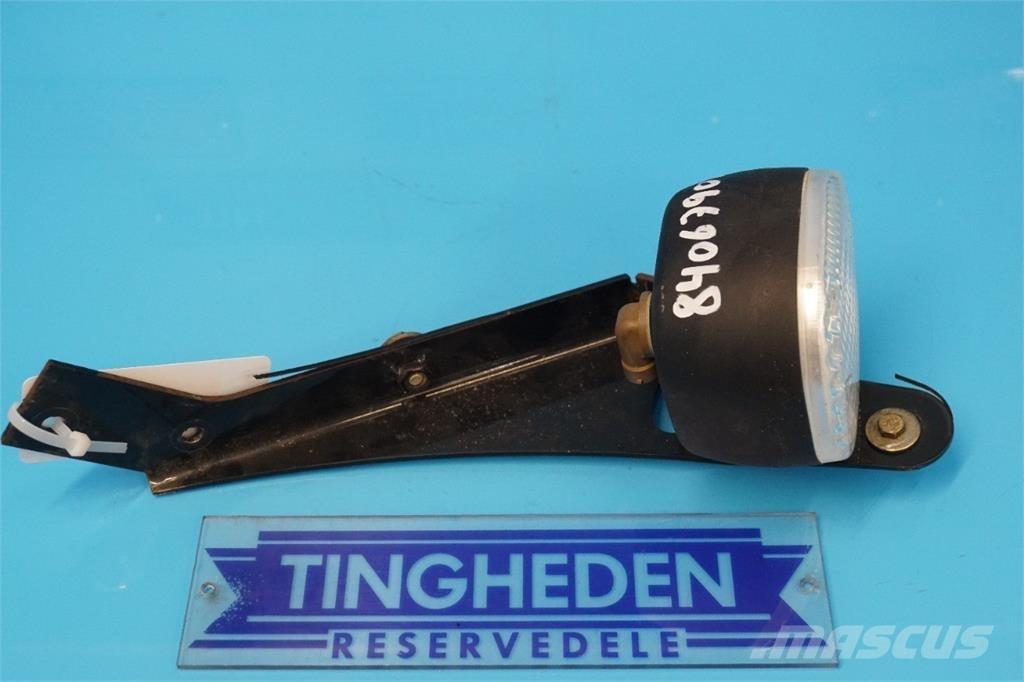 CASE 9230 Sähkö ja elektroniikka