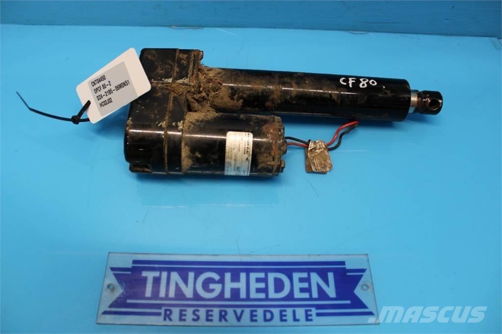 CASE CF80 Sähkö ja elektroniikka