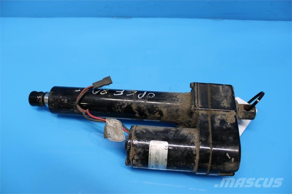 CASE CF80 Sähkö ja elektroniikka