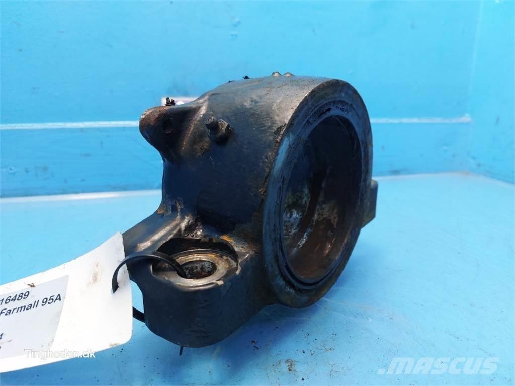 CASE Farmall 95A Lisävarusteet ja komponentit
