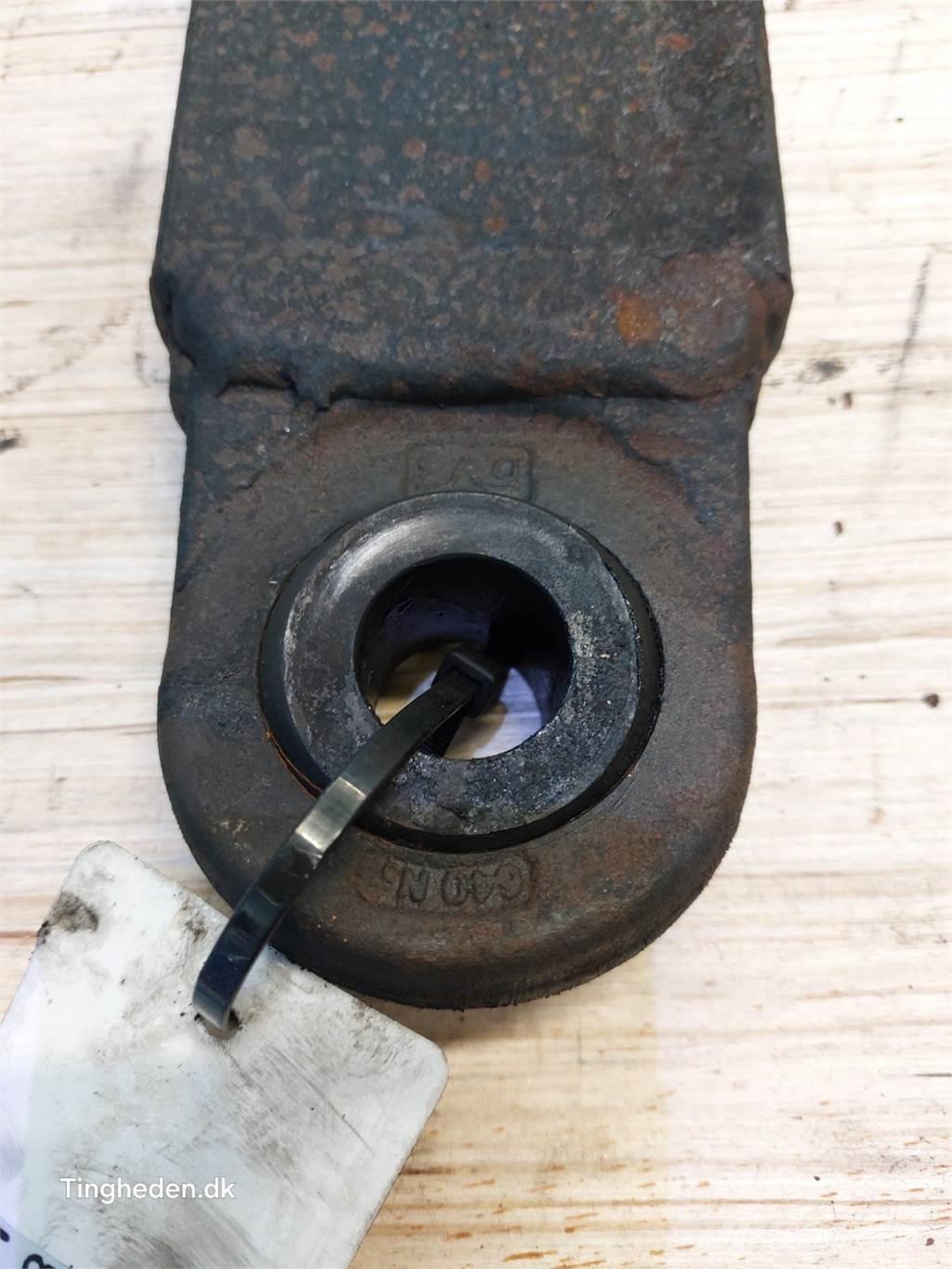 CASE Farmall 95A Lisävarusteet ja komponentit
