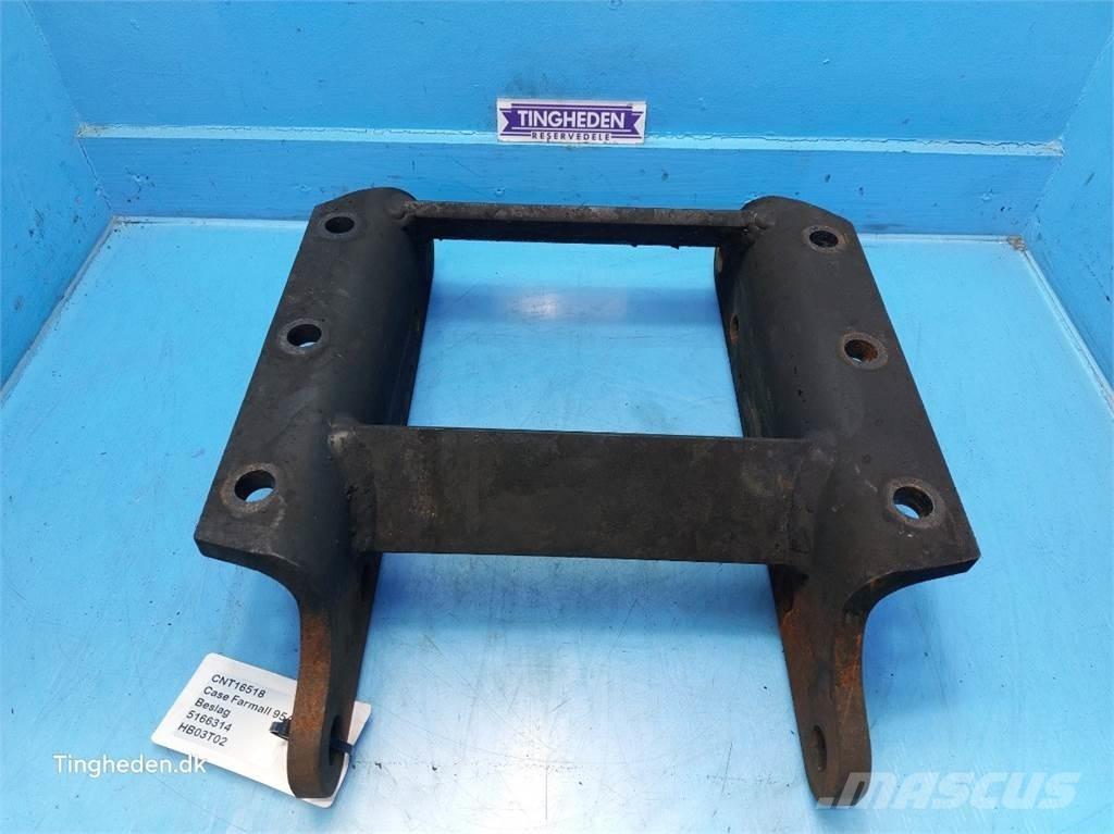 CASE Farmall 95A Lisävarusteet ja komponentit