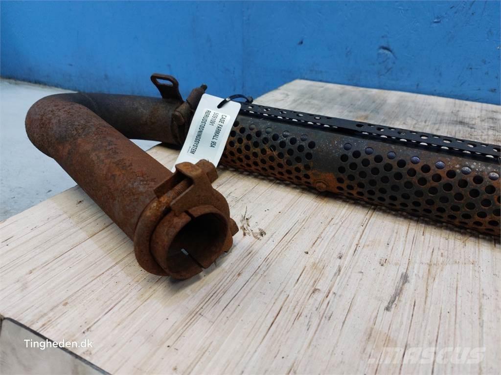 CASE Farmall 95A Moottorit