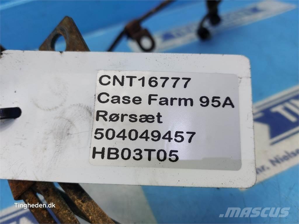 CASE Farmall 95A Moottorit