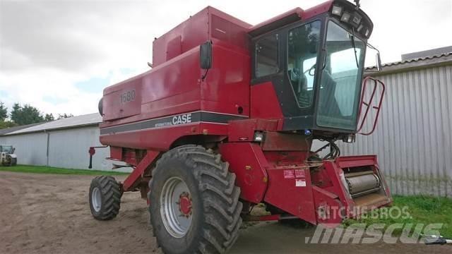 Case IH 1680 Leikkuupuimurit