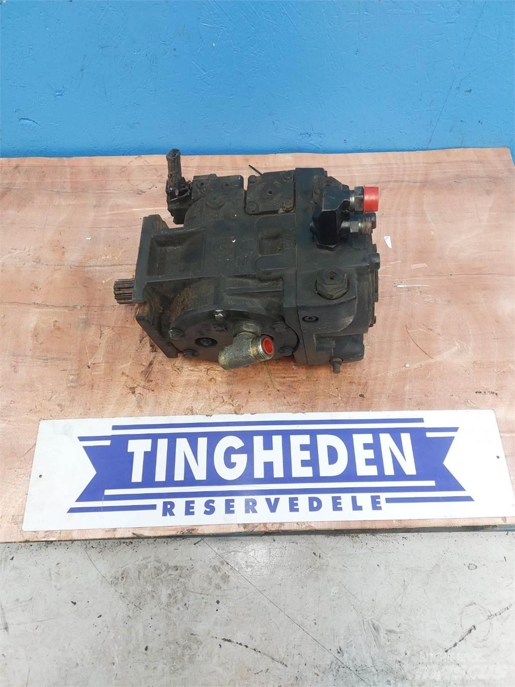 Case IH 7010 Hydrauliikka