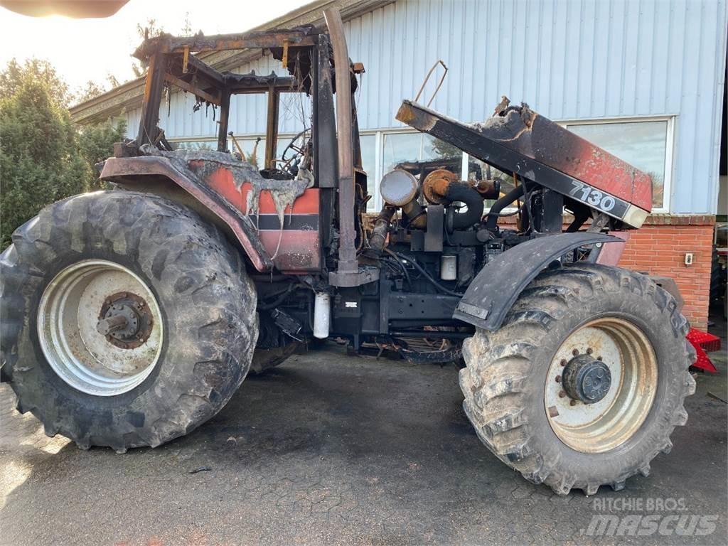 Case IH 7130 Traktorit