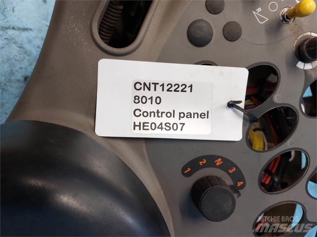 Case IH 8010 Ohjaamo ja sisusta