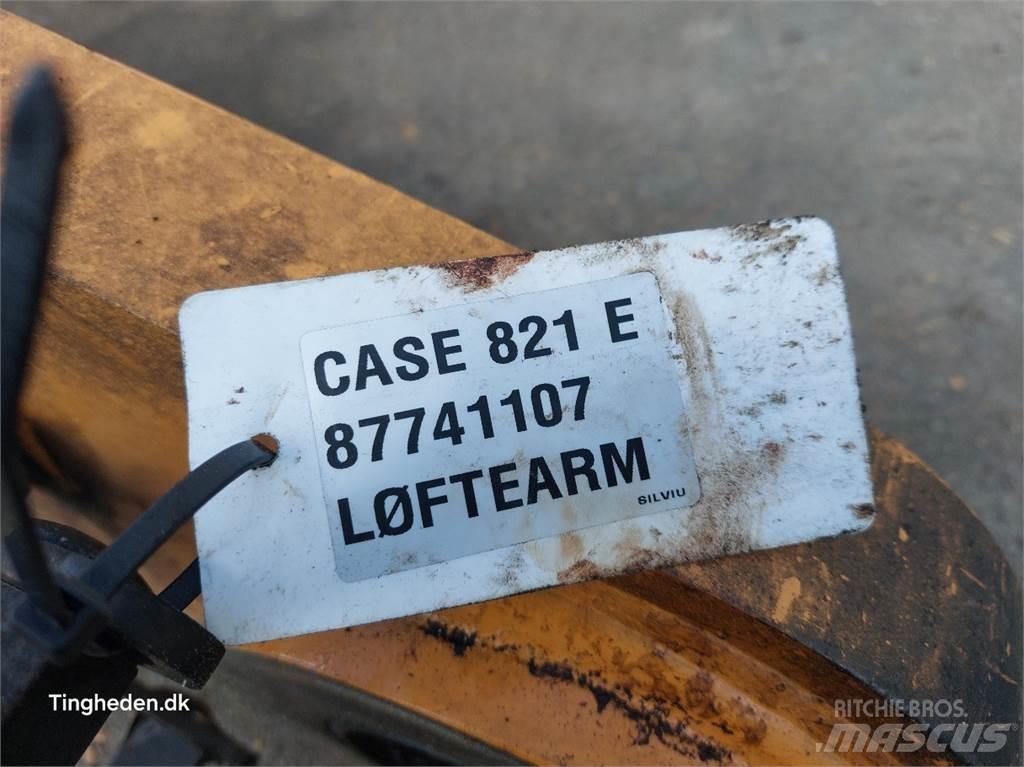 Case IH 821E Puomit