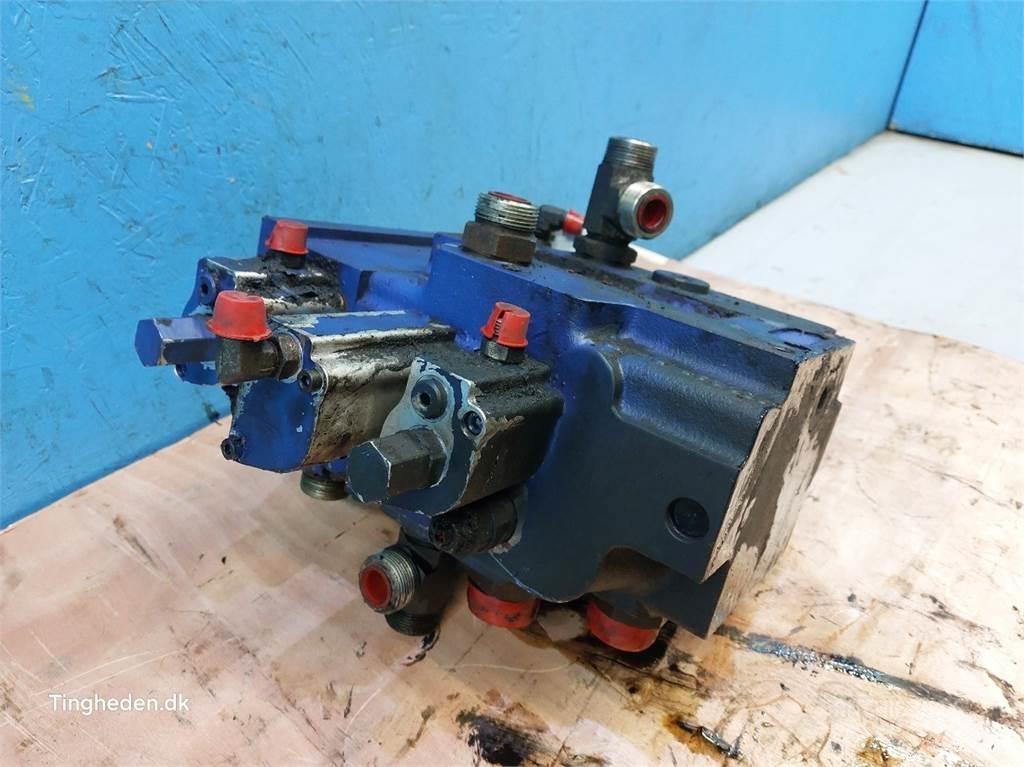 Case IH 821E Hydrauliikka