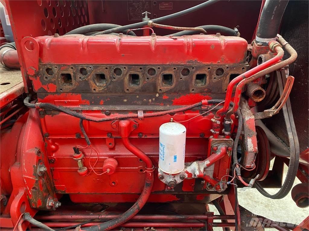 Case IH D358 Moottorit