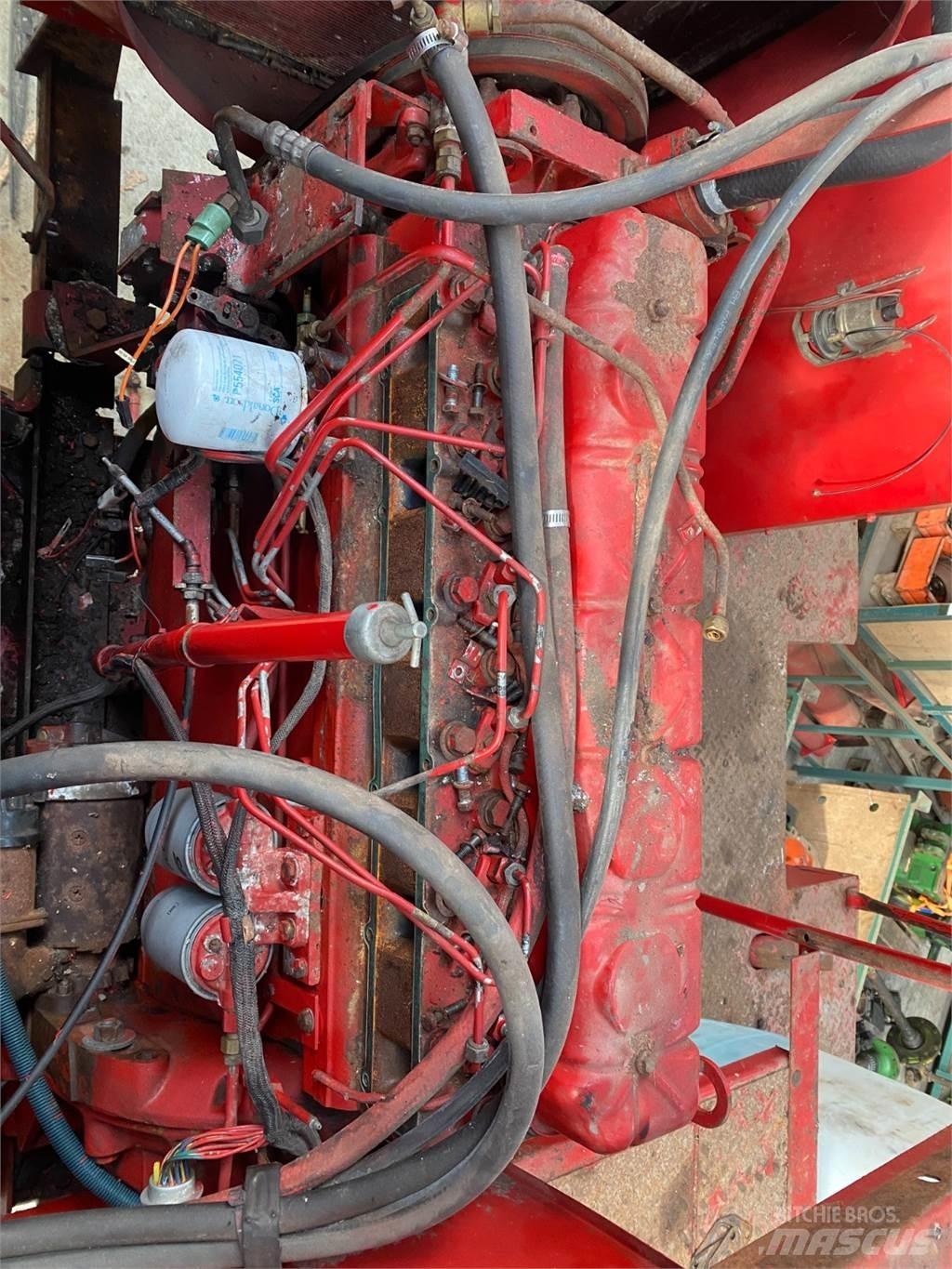Case IH D358 Moottorit