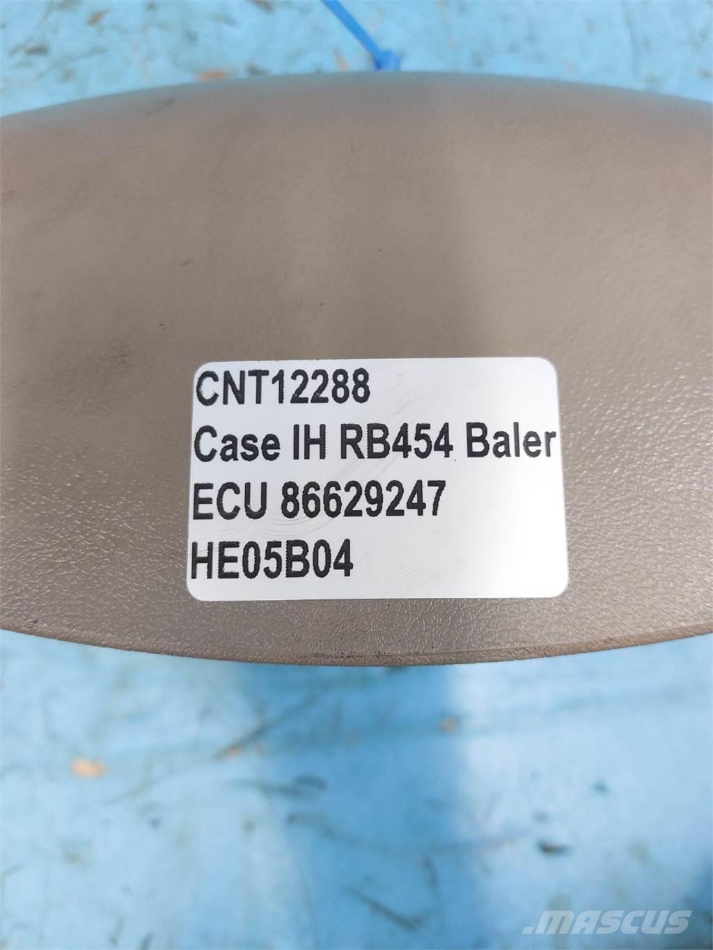 Case IH RB454 Paalivaunut