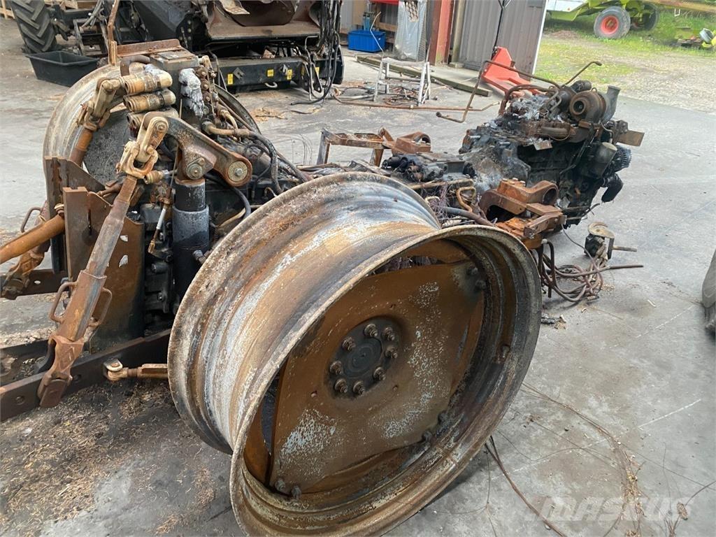 CASE Maxxum 115 Traktorit
