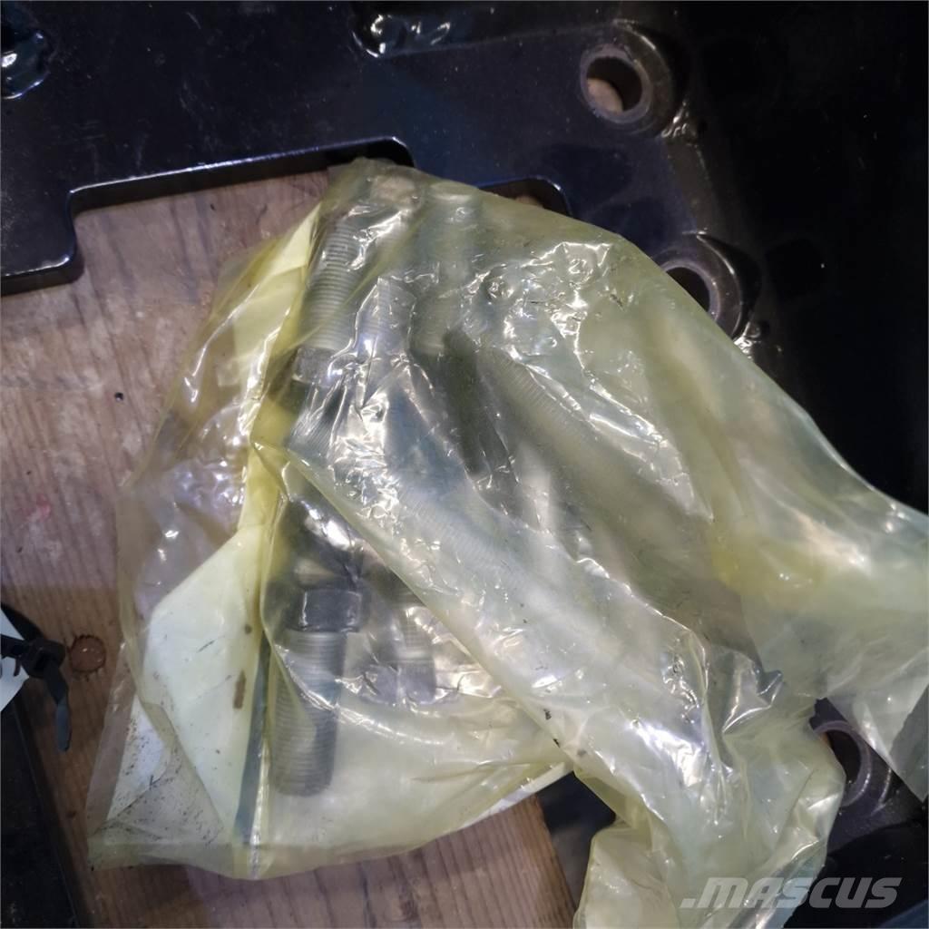 CASE Maxxum 130 Lisävarusteet ja komponentit