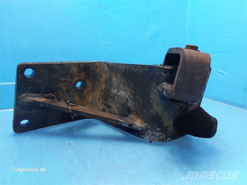 CASE Puma 185 Ohjaamo ja sisusta