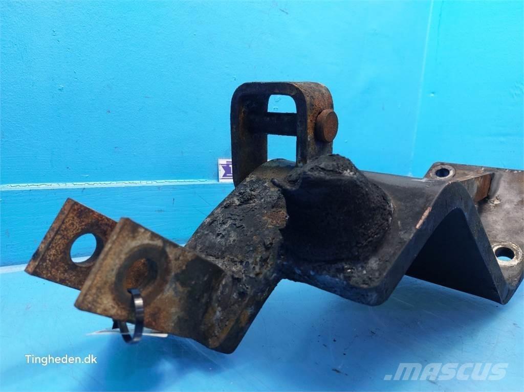 CASE Puma 185 Ohjaamo ja sisusta