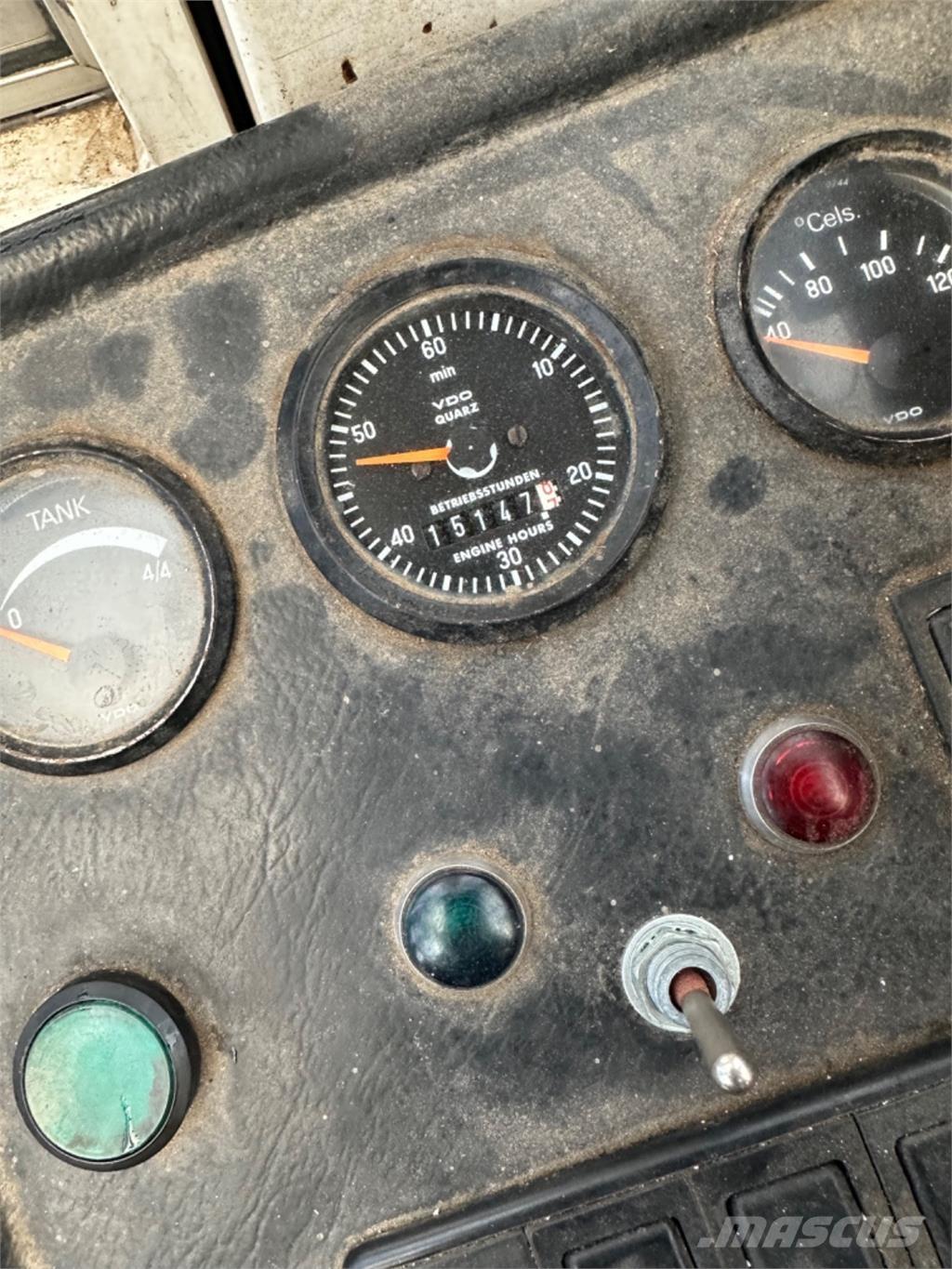 Dantruck 3004 Nestekaasutrukit