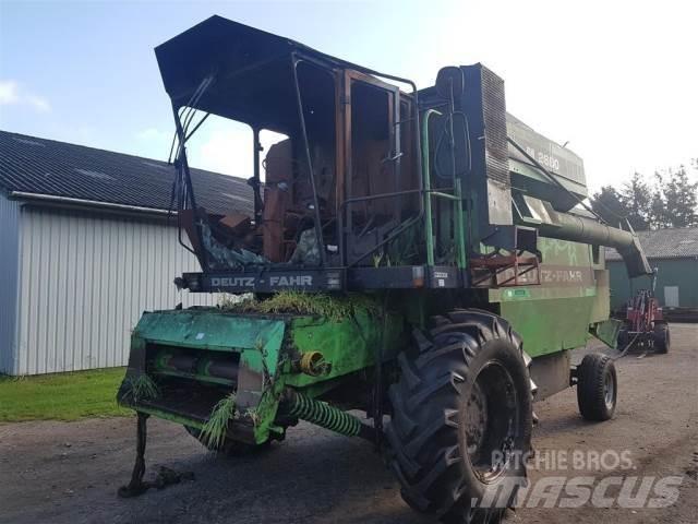 Deutz-Fahr M2680 Leikkuupuimurit