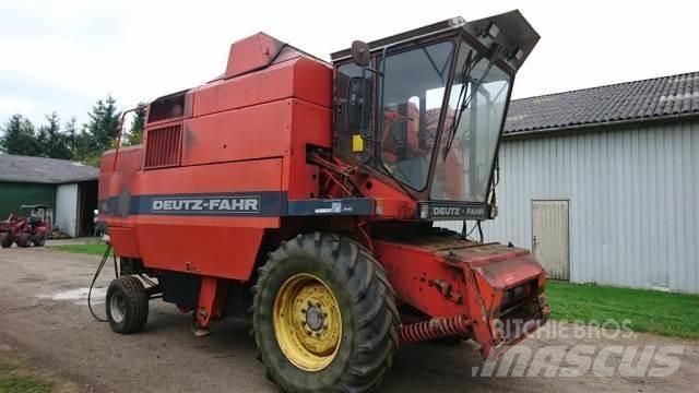 Deutz-Fahr M2680 Leikkuupuimurit