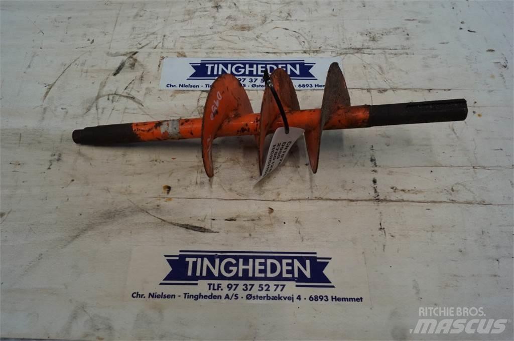 Dronningborg 950 Hiekan- ja suolanlevittimet