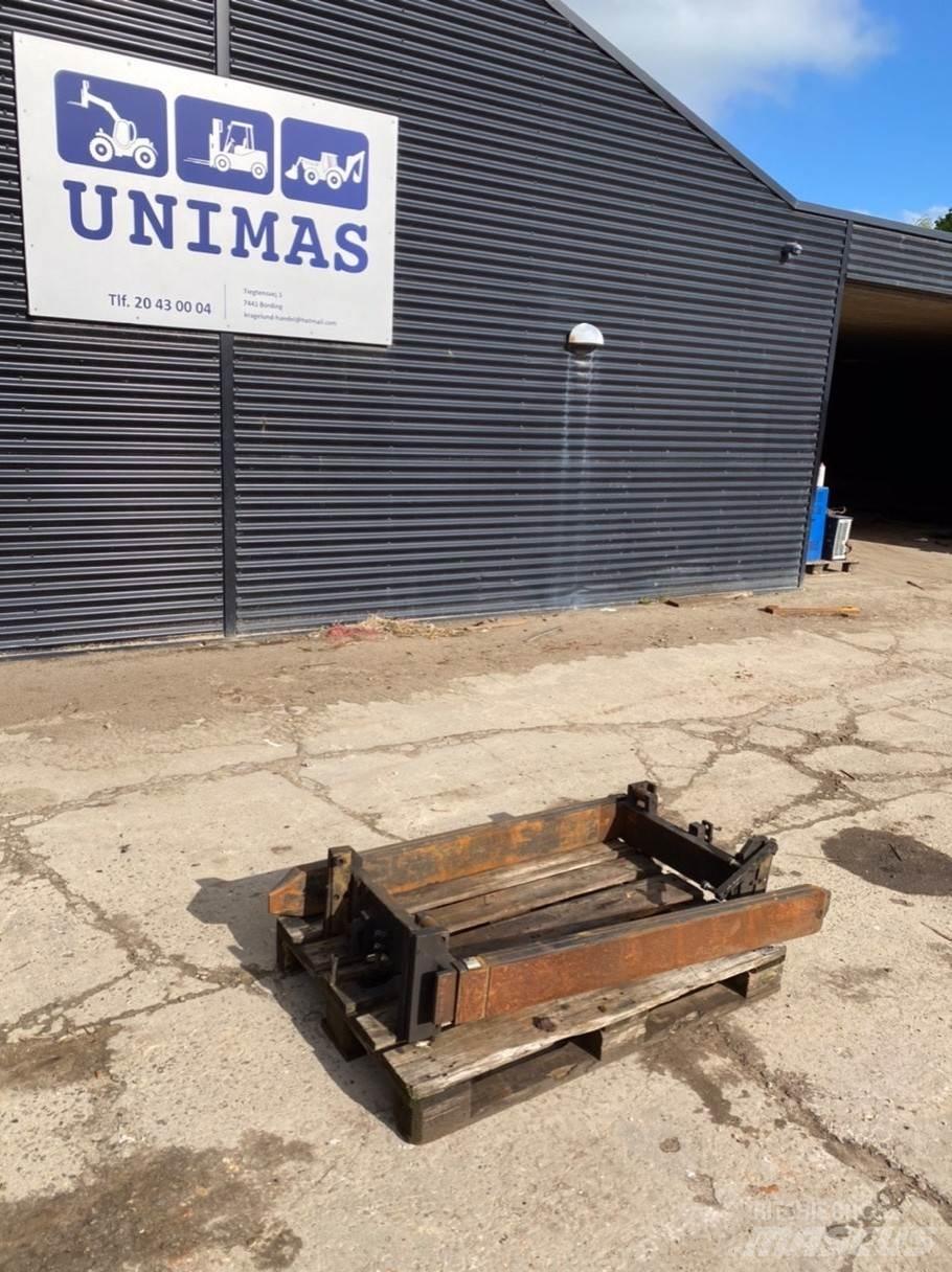 Elm 2500kg Haarukat