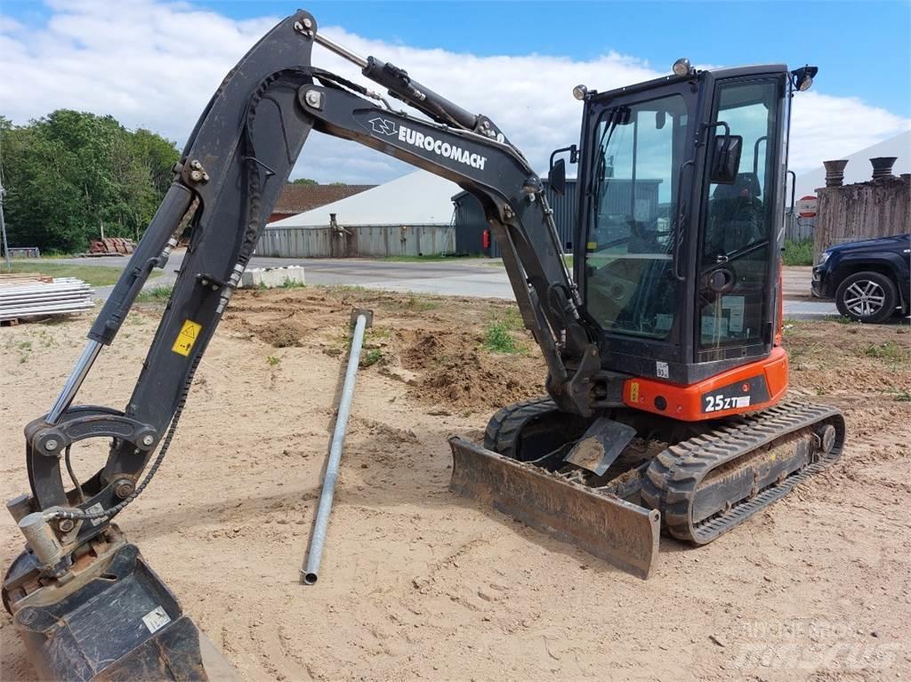Eurocomach 25ZT Minikaivukoneet < 7t