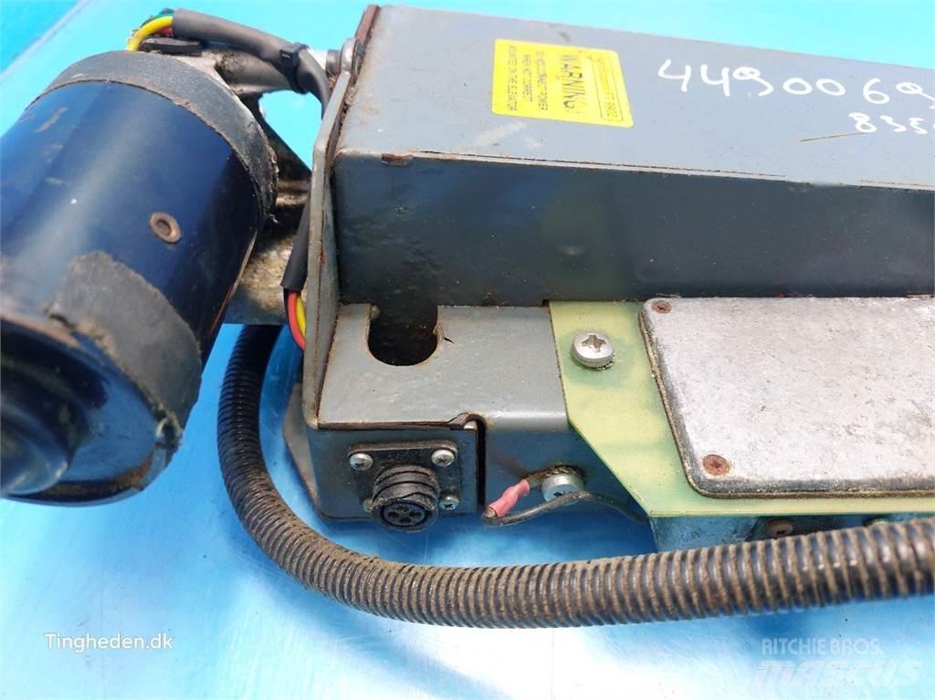 Fendt 8350 Sähkö ja elektroniikka